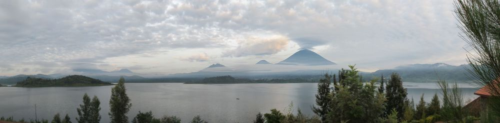 Ruhondo Lake Pano_3